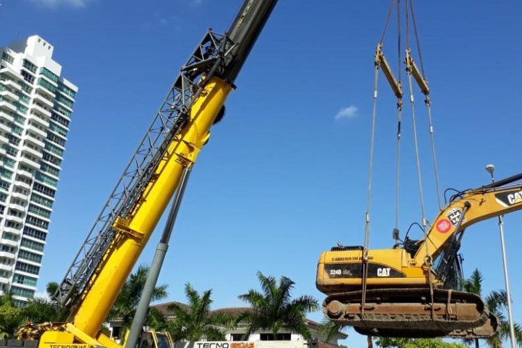 Alquiler de Grúas Móviles en Panamá