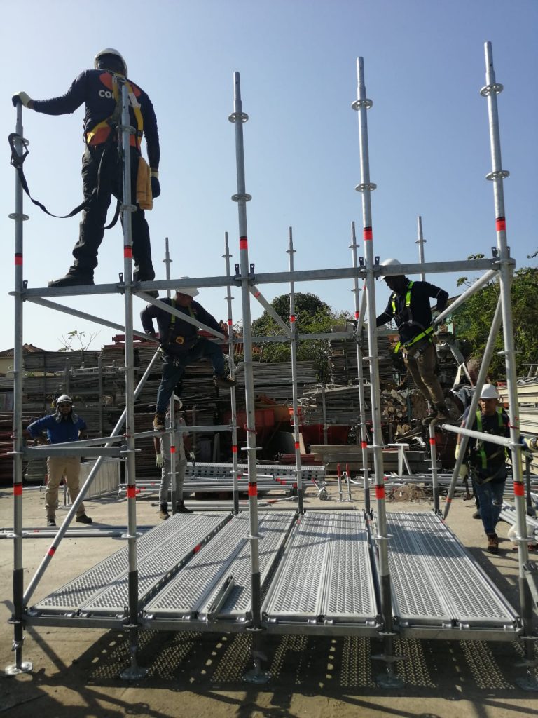 Equipo de seguridad en República Dominicana